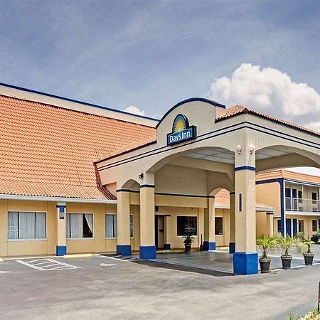 Days Inn By Wyndham Jacksonville South Memorial Hospital Buitenkant foto