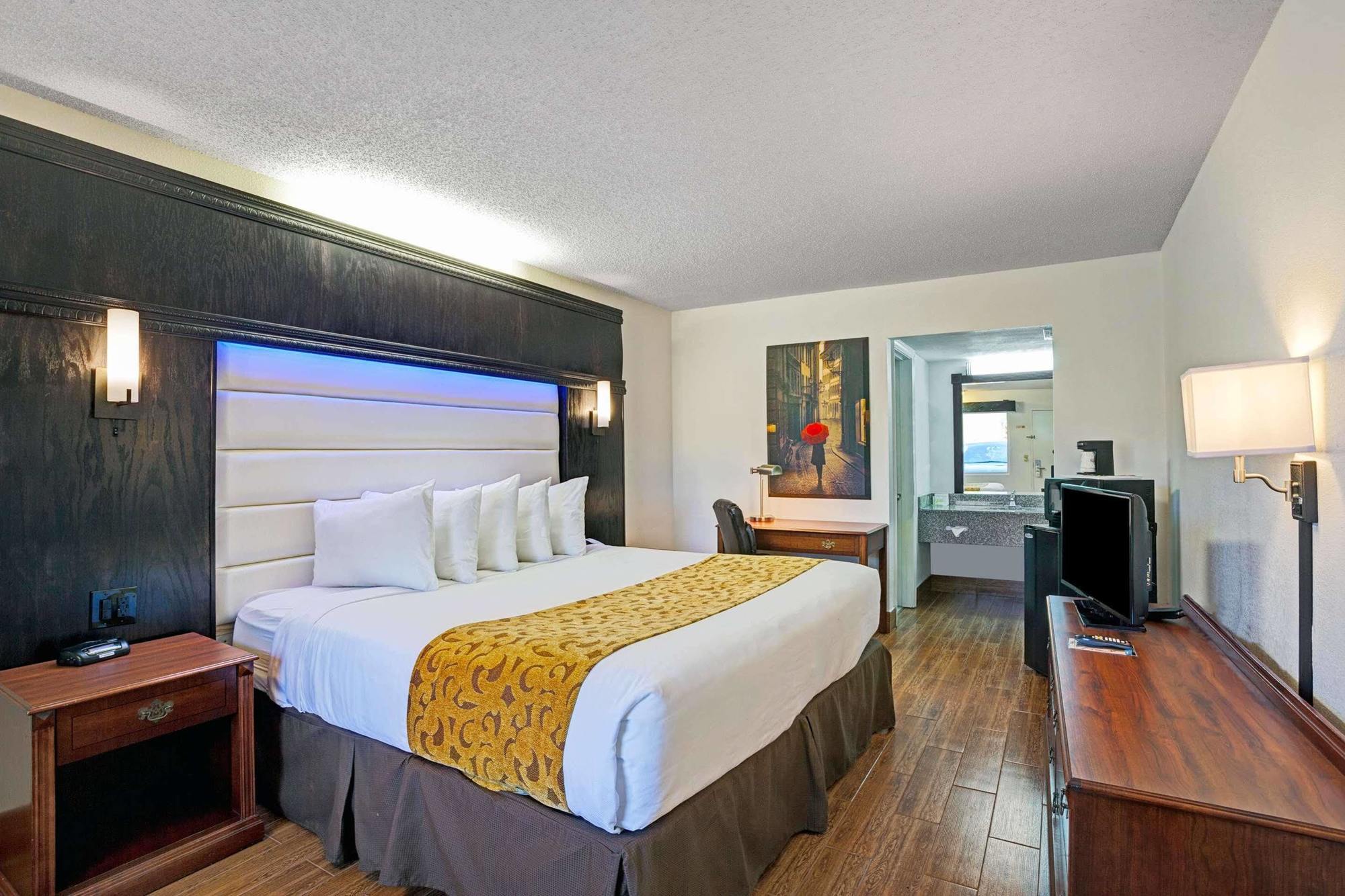 Days Inn By Wyndham Jacksonville South Memorial Hospital Buitenkant foto
