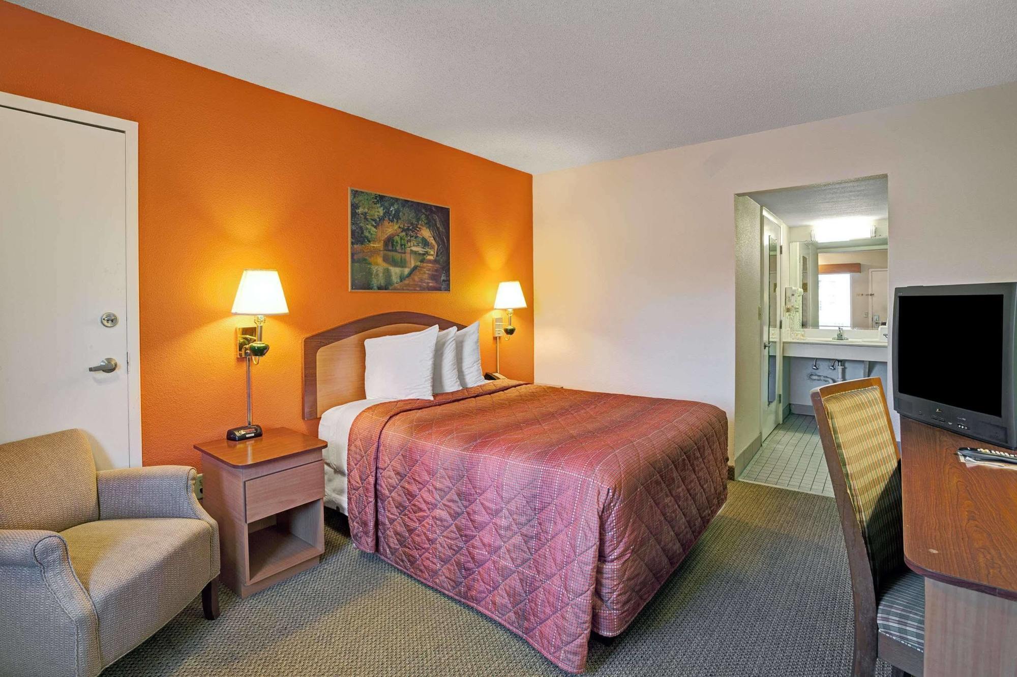 Days Inn By Wyndham Jacksonville South Memorial Hospital Buitenkant foto