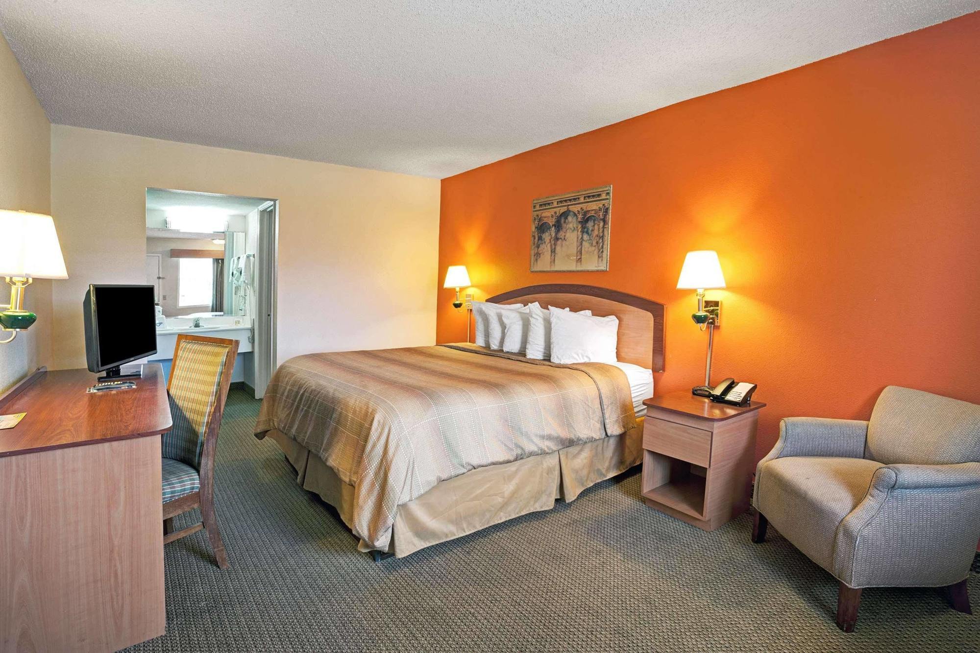 Days Inn By Wyndham Jacksonville South Memorial Hospital Buitenkant foto