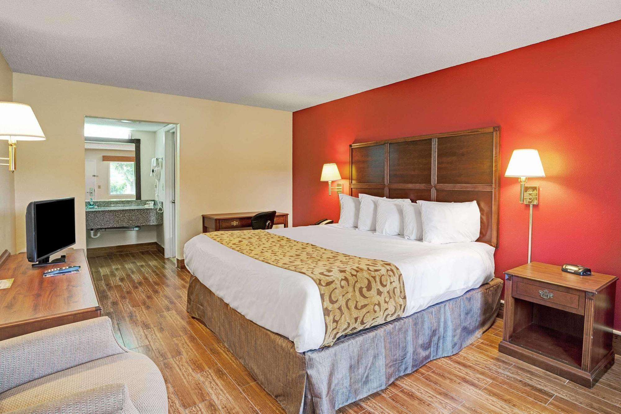 Days Inn By Wyndham Jacksonville South Memorial Hospital Buitenkant foto